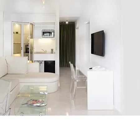 Parque Del Paraiso Ii *