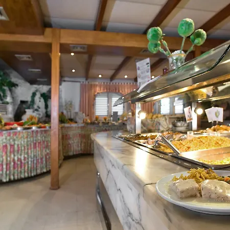 Parque Del Paraiso Ii Apartman *