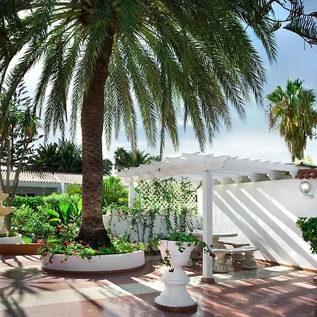 Parque Del Paraiso Ii Hotell 3*