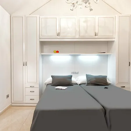 Parque Del Paraiso Ii Διαμέρισμα Πλάγια ντελ Ινγκλές