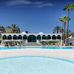 Апартаменти Parque Del Paraiso Ii *