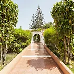 Parque Del Paraiso Ii