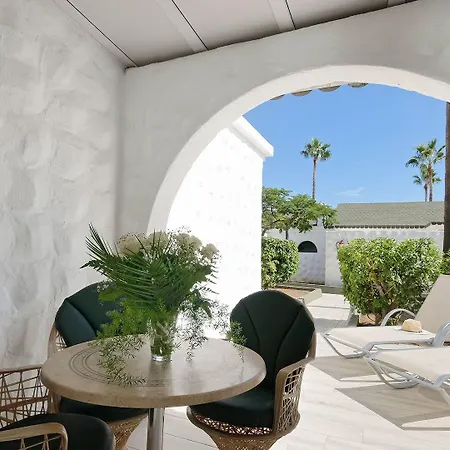 Parque Del Paraiso Ii Apartment *