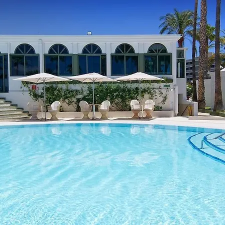 ホテル Parque Del Paraiso Ii 3*