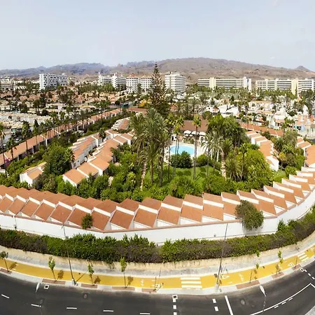 Parque Del Paraiso Ii ホテル